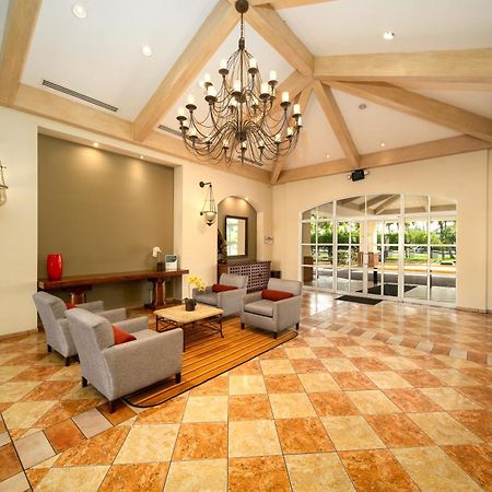 Quality Hotel Real Aeropuerto San Salvador San Luis Екстер'єр фото