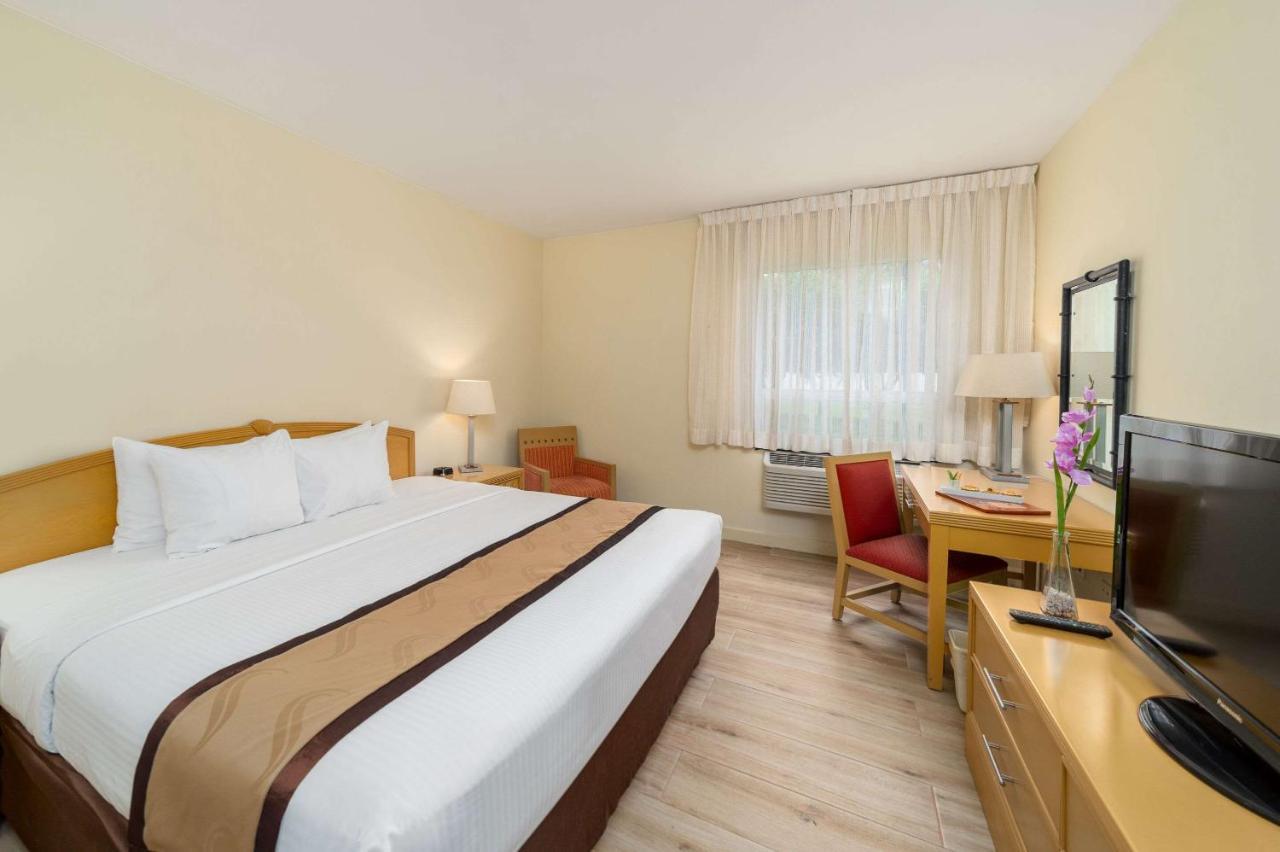 Quality Hotel Real Aeropuerto San Salvador San Luis Екстер'єр фото