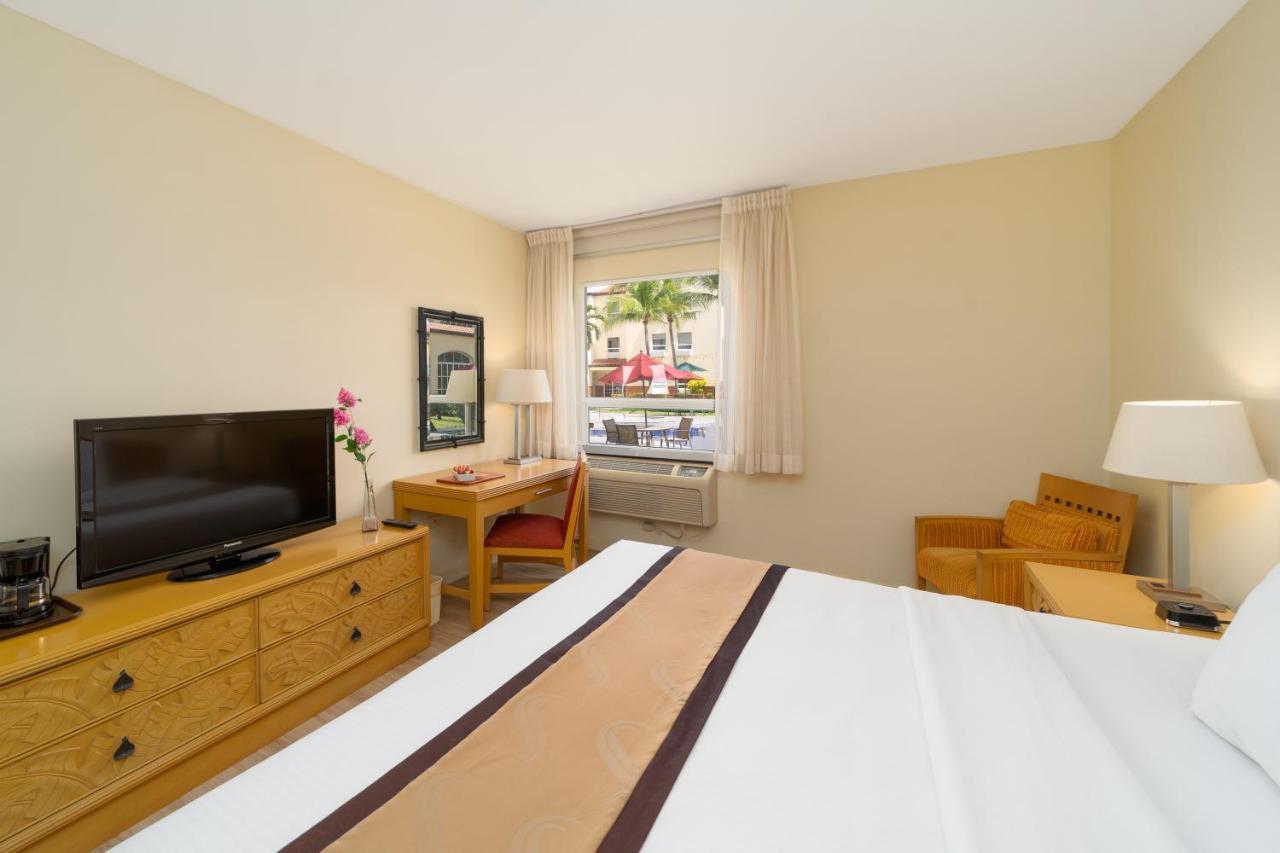 Quality Hotel Real Aeropuerto San Salvador San Luis Екстер'єр фото